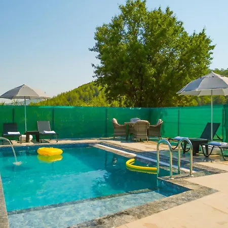 Nyaraló Luxury Stone House With Indoor - Outdoor Pools, Turkish Bath And Sauna In Fethiye Incirkoy